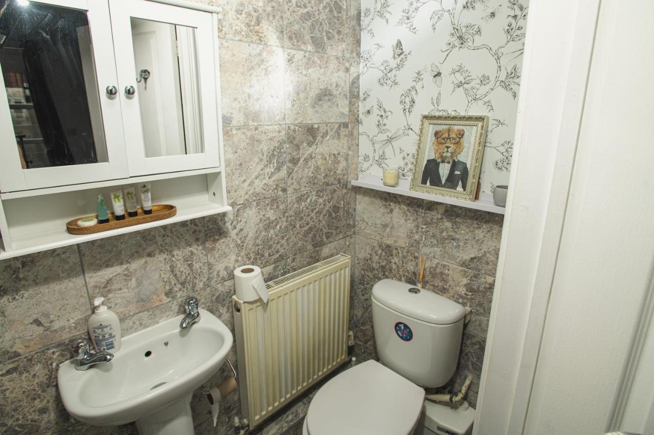Pass The Keys 2 Bed Flat In Old School House Apartment Lincoln Luaran gambar